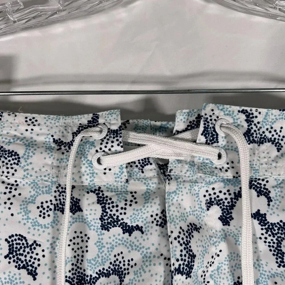 Old Navy Swim Trunks Men's Large White Blue Print Unlined Hook Loop - Picture 4 of 9